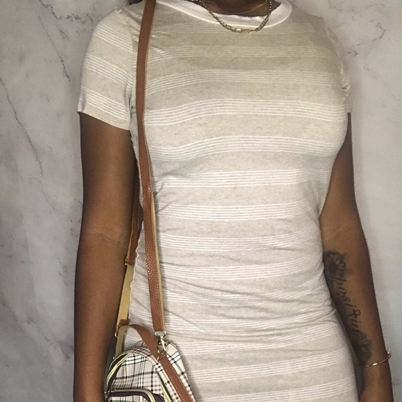 Stripped dress - Picture 1 of 4